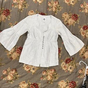 Grey and silver rhinestone Button 3/4 ruffled sleeve top